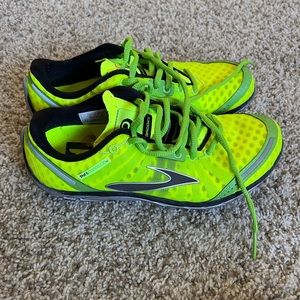 Brook Pure Connect size 7.5 like new